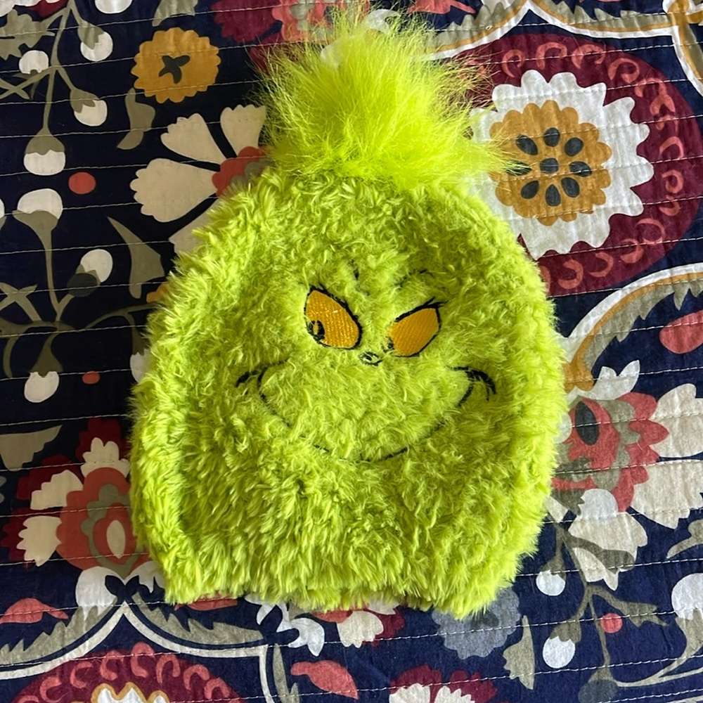 Grinch hat